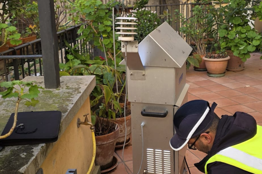Incendio teatro Sannazaro, primi risultati del monitoraggio diossine