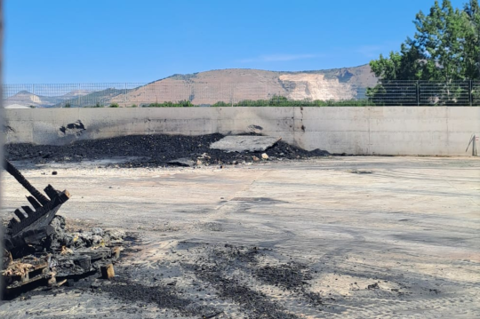 In corso accertamenti Arpac per incendio divampato a Marigliano (Na)
